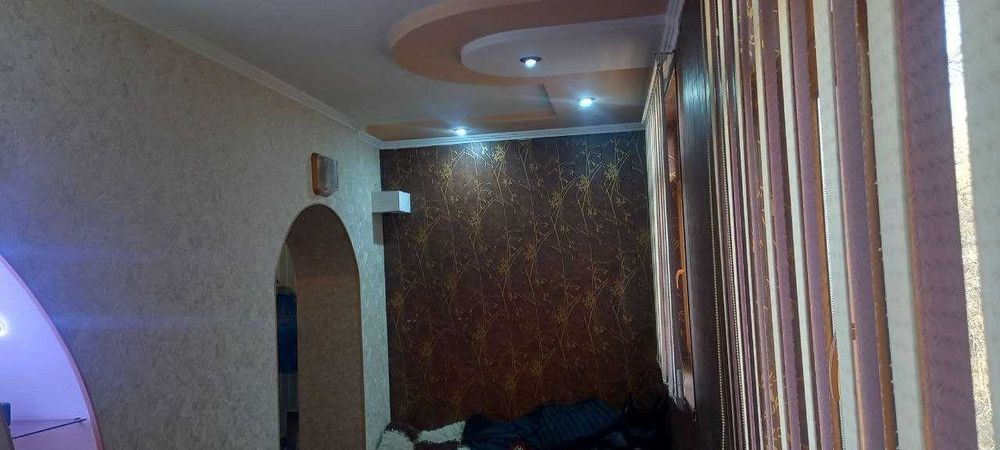 Olmaliqda 3 хонали Уй сотилади 3 xonali uy sotiladi