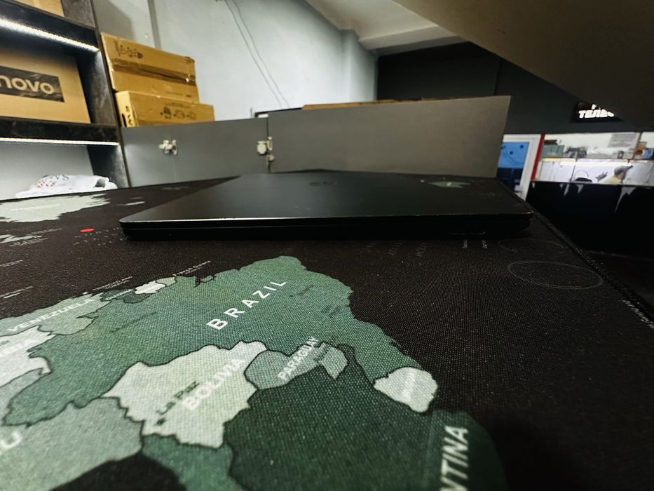 Офисный ноутбук Microsoft Surface intel core i7-1065G7