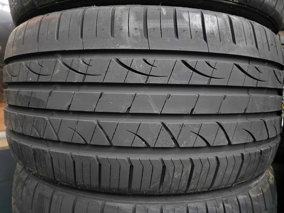 Нови Летни гуми 255 35 19 - Austone