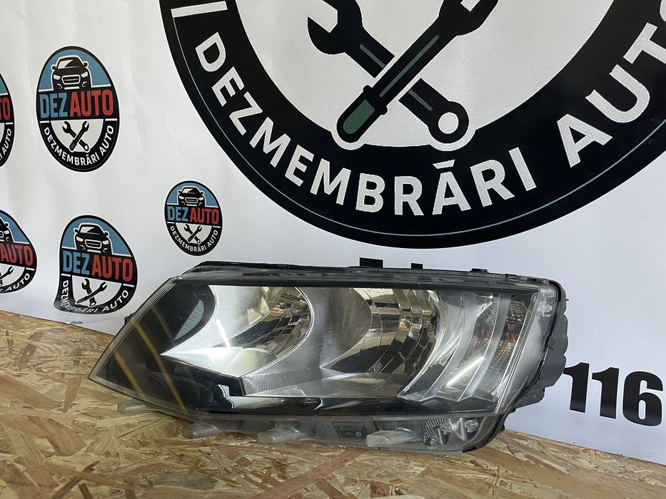 Far stanga Skoda Octavia 3