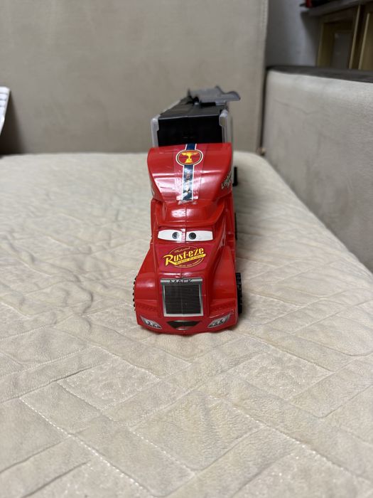 Маккуин разные, Мак