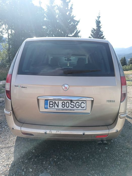 Lancia Phedra. Motor 2.0 hdi 136