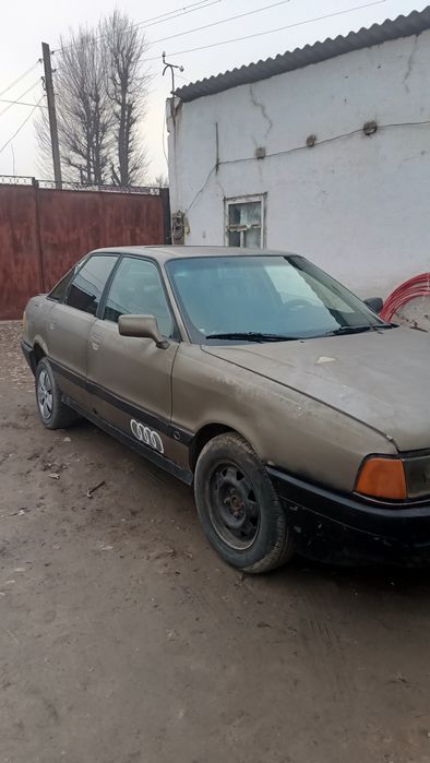 Ауди 80 1.8 Корбиратор