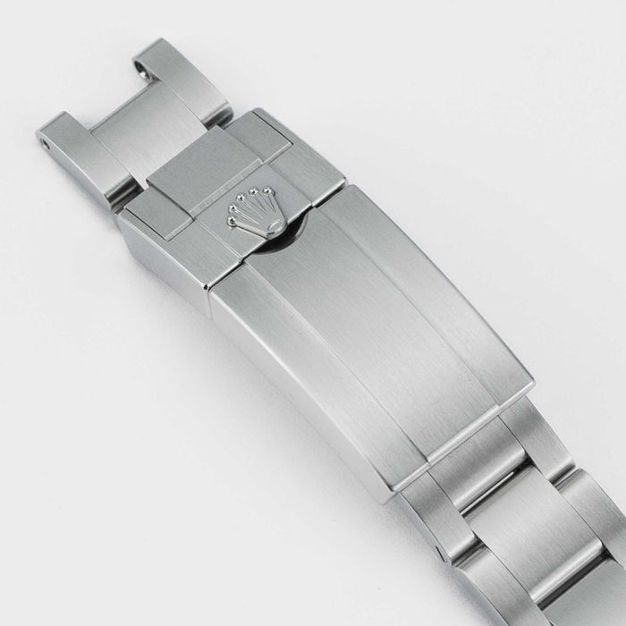 Rolex Oyster Explorer I 124270