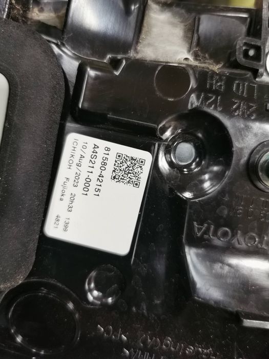 Toyota Rav4 2023 стопове / задни светлини