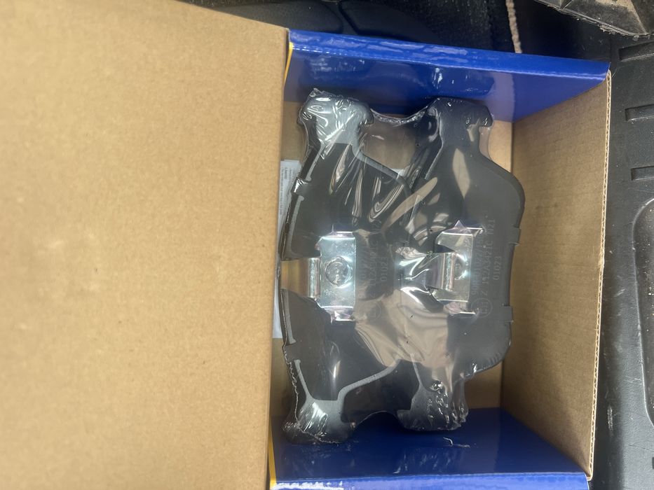 нови накладки за bmw e46 2003