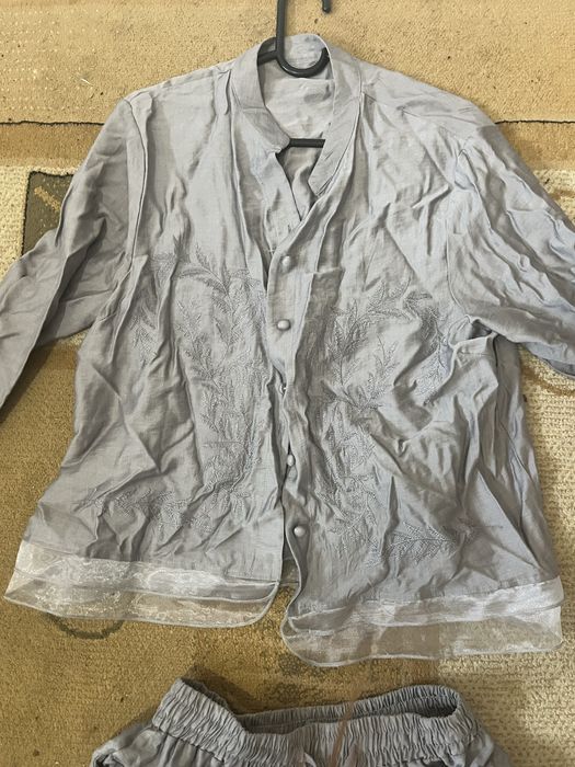 Комплек - блузка и юбка.