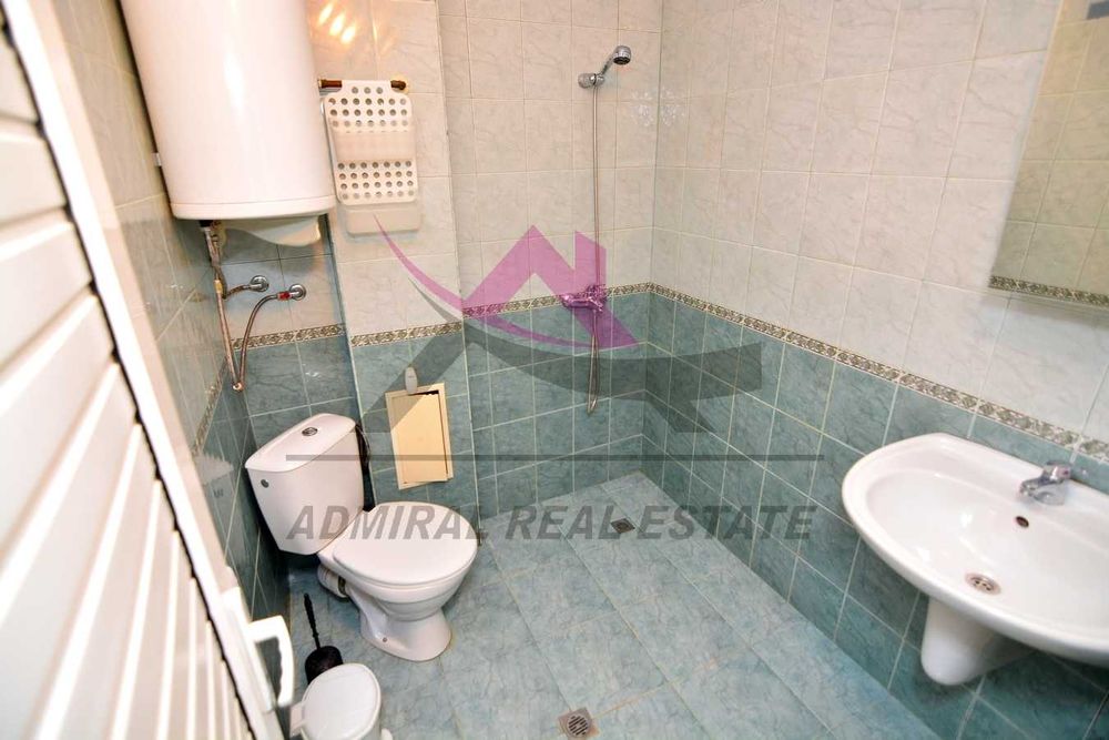 Дава се под наем Двустаен апартамент в Варна, Цветен квартал - 60 кв.м за 325 € - Снимка #3