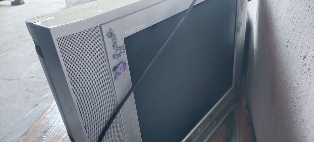 Телевизор.LG .450000