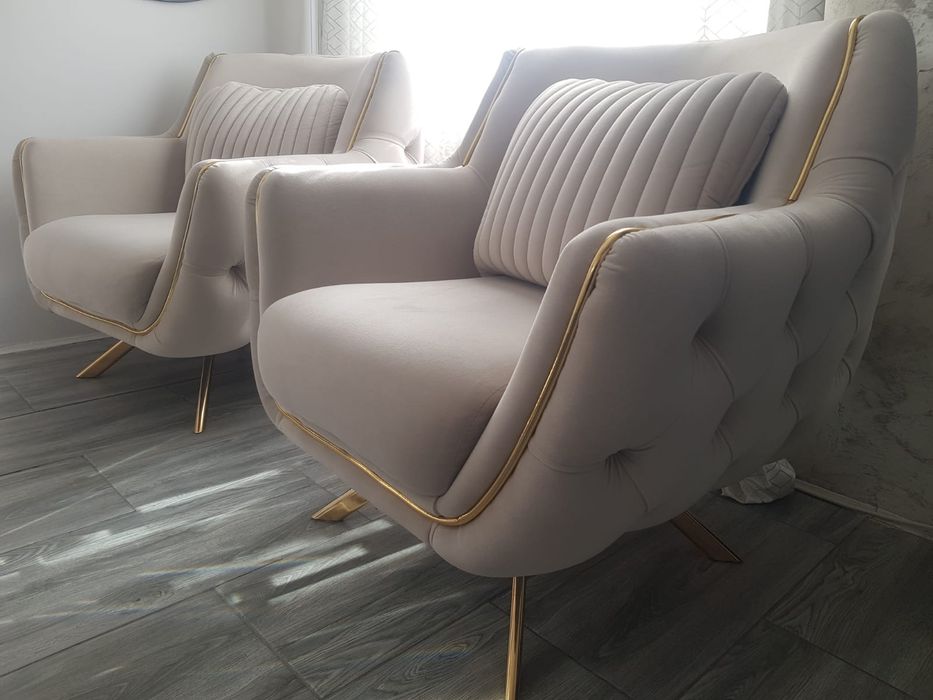 Canapea  chesterfield