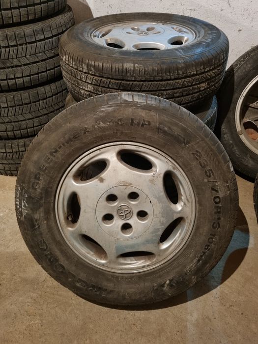 Toyota  highlander  балоны  диск