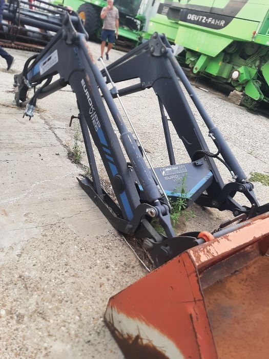 Piese tractor INCARCATOR ncărcător frontal New Holland