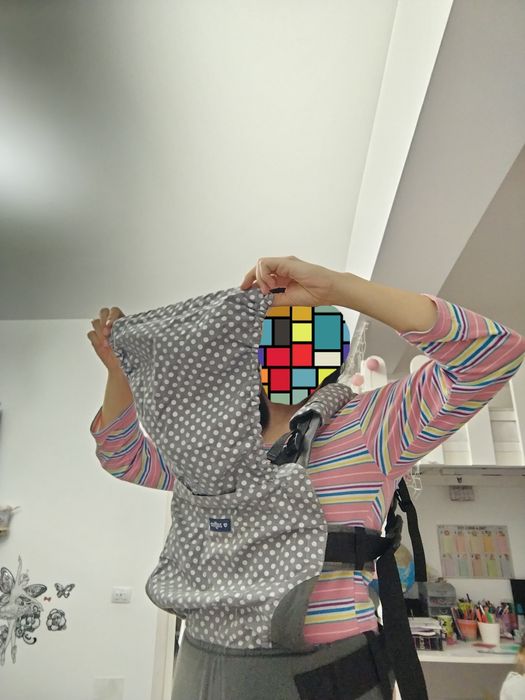 Marsupiu ergonomic bebe.