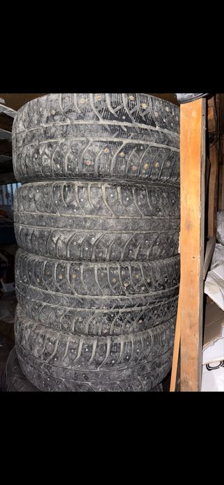 зимные шины 225/60/R17