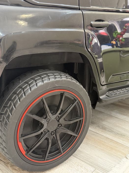 Машина детская .