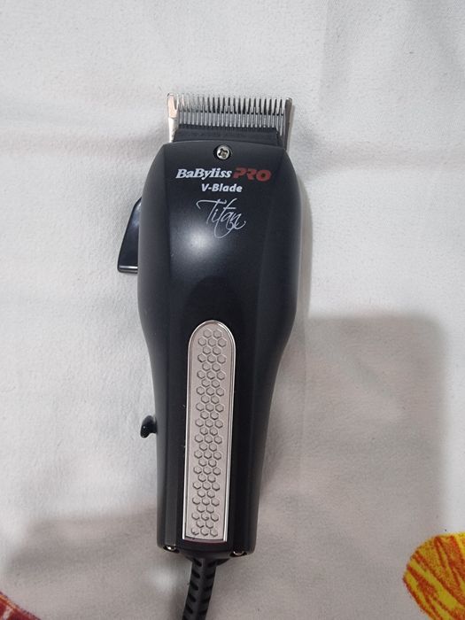 Vând Babyliss Pro VBlade -titan