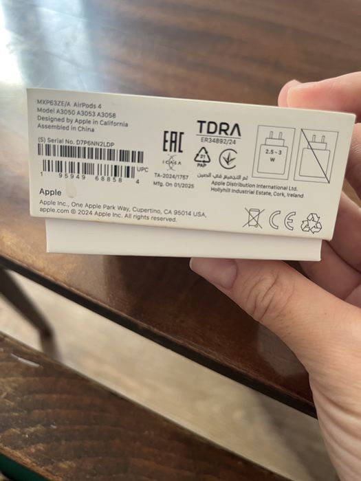 Airpods 4совершенно новые