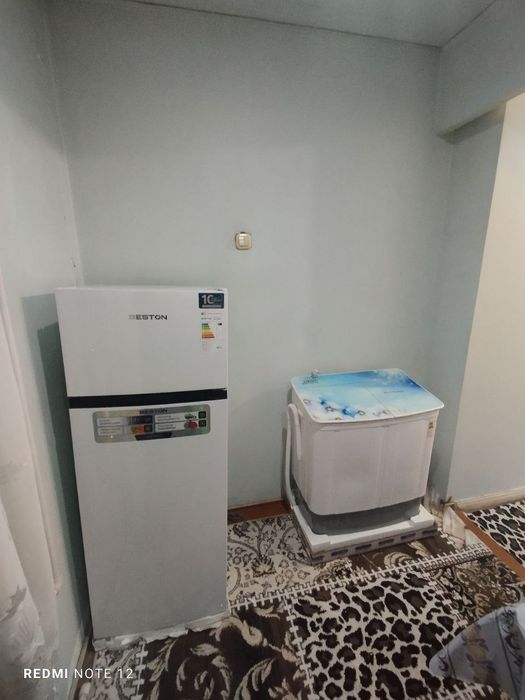 Beruniy metro oldida. 2 xonali kvartira qizlar bn sheriklikka 1 ta qiz