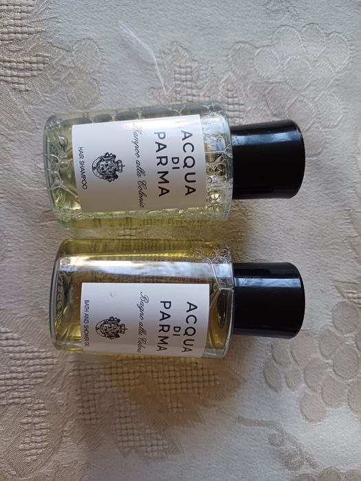 Оригинални дамски лосиони и душ гелове