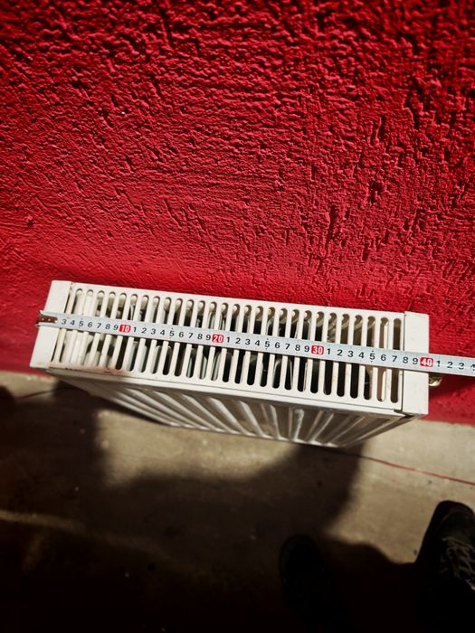 Vând Calorifer tabla