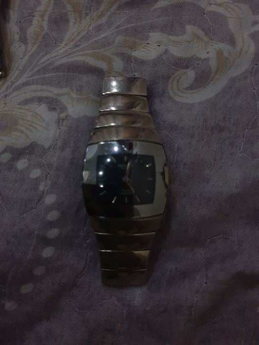 продаю часы мужские