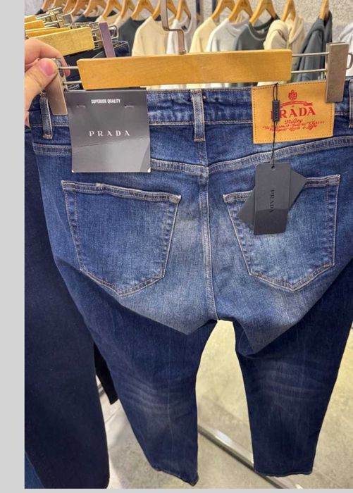 blugi modele noi 2026 prada