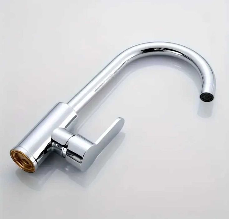 Новый смеситель , полный комплект
