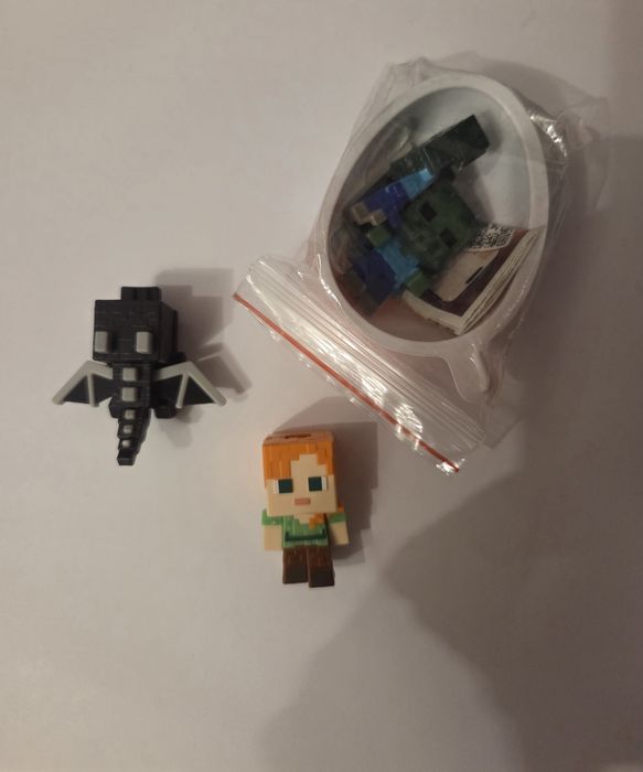 Играчки Minecraft Kinder Joy