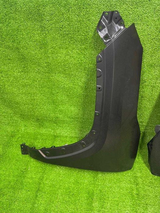 Крыло на Toyota RAV 4