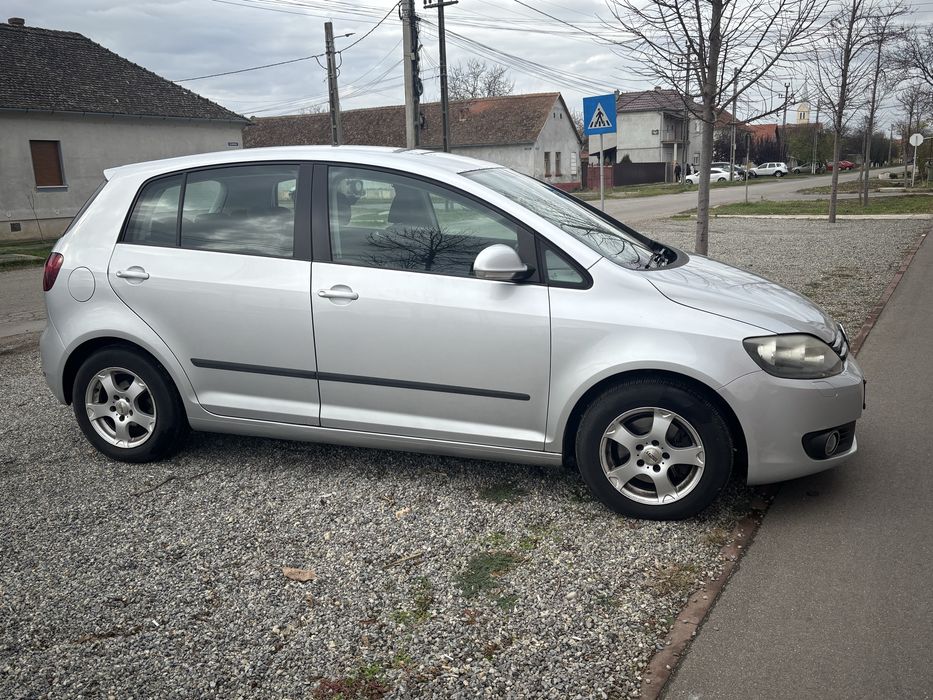 Volkswagen golf plus
