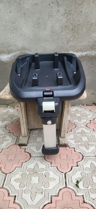 Детское автокресло изофикс