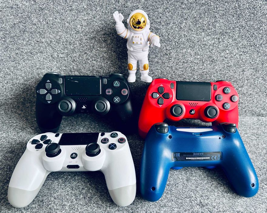 SONY PS4 DualShock 4 контролер – безжичен джойстик за Playstation 4