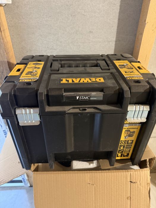 Пистолет за Битумни керемиди DeWalt