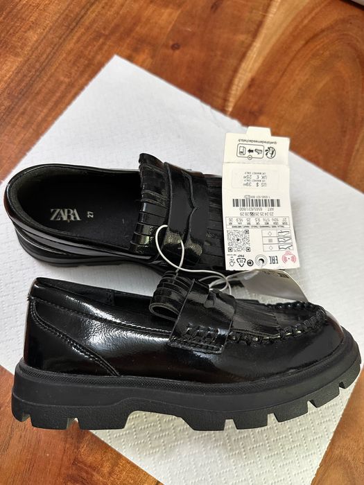 Pantofi Zara copii, mărimea 27 sunt noi + pereche cadou