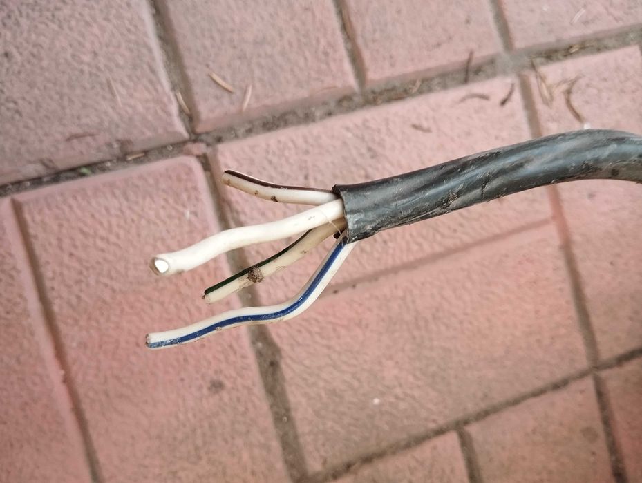 Провод алюминиевый силовой кабель 4 "4