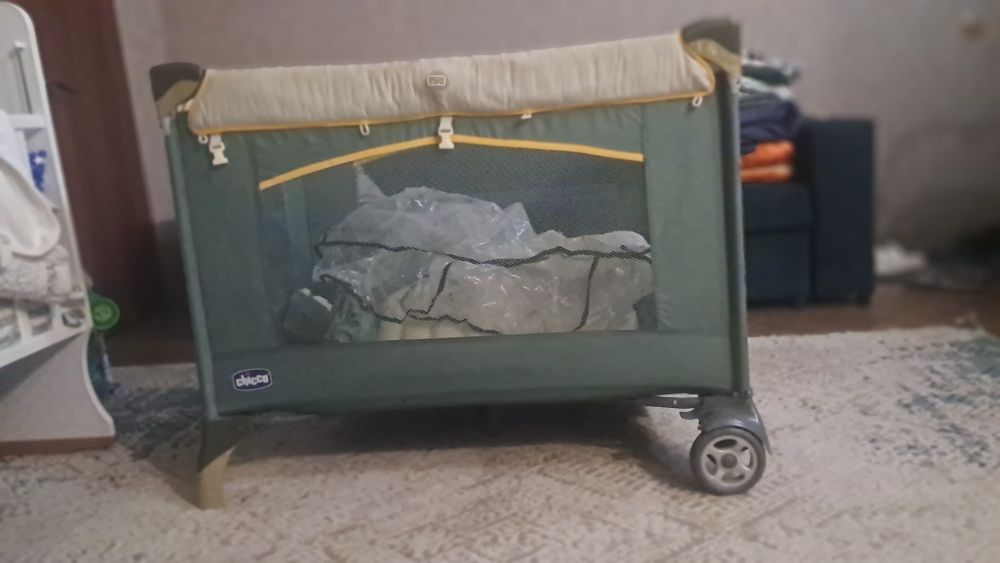 Продам манеж детский