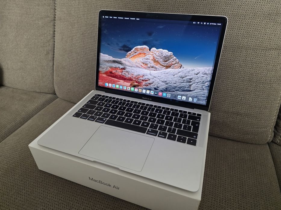 Apple MacBook Air Retina