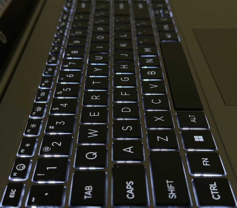 HP Laptop 15 (i5-1334U) (8/512GB)