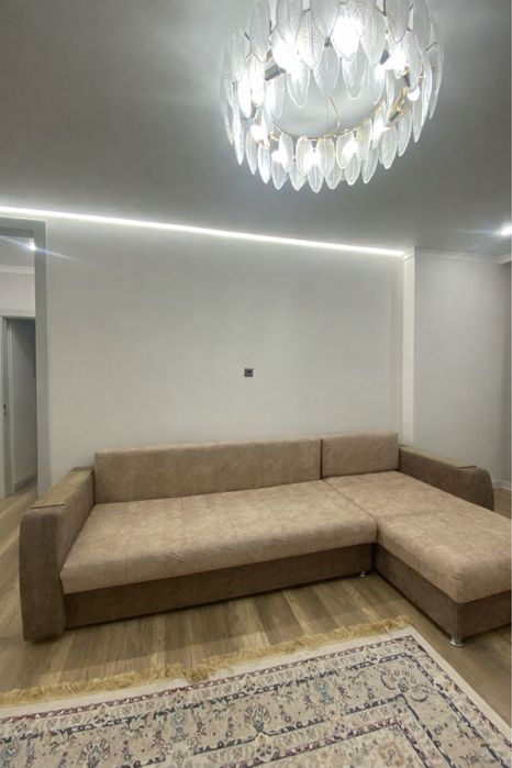 Диван раскладной с ящиком хранения