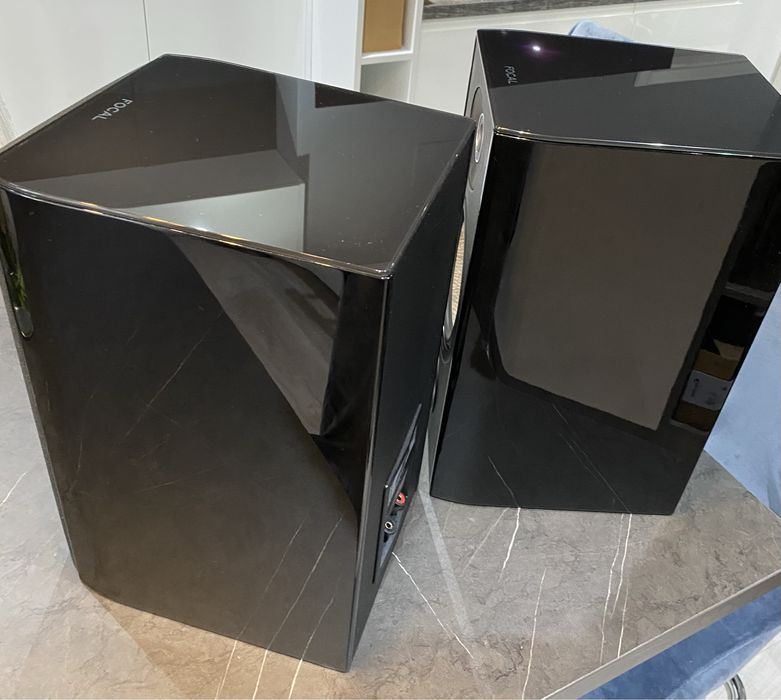 Boxe audio Tannoy si Focal Aria 906