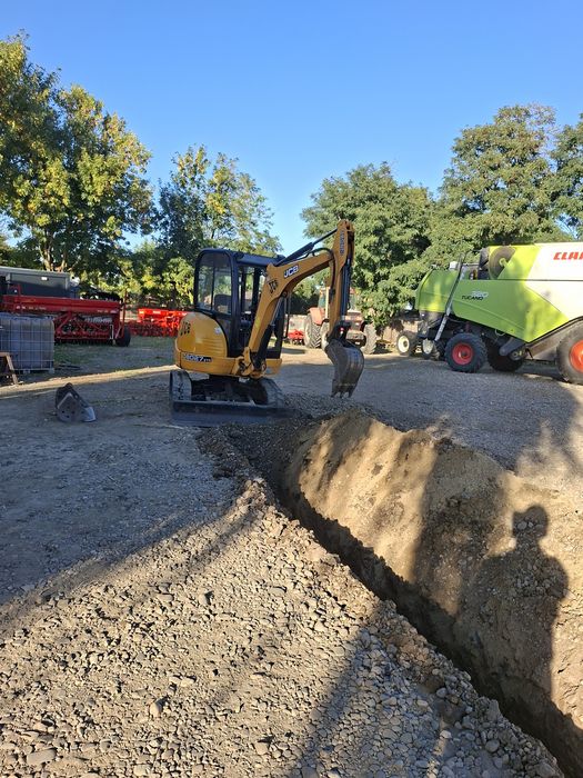 Miniexcavator de inchiriat  YMR