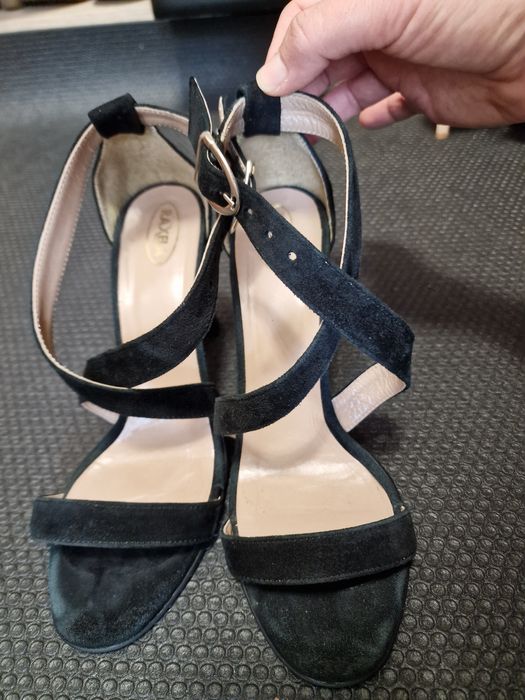 Sandale de piele intoarsa 39