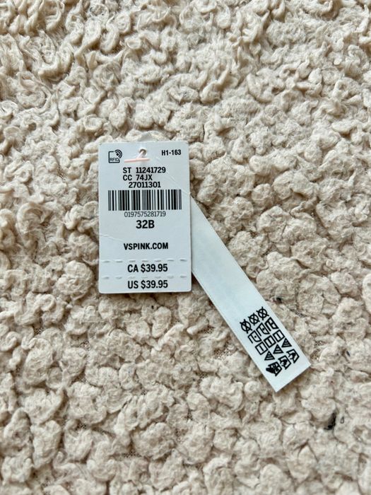 НОВИ Сутиени Victoria's secret PINK WEAR- 32B US / 70B EU