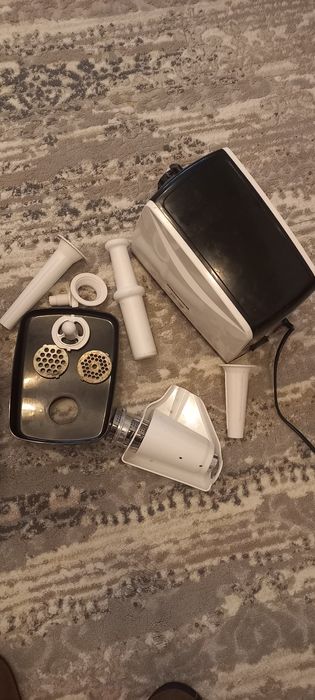 Vand masina tocat carne Heinner MG-2100BKWH