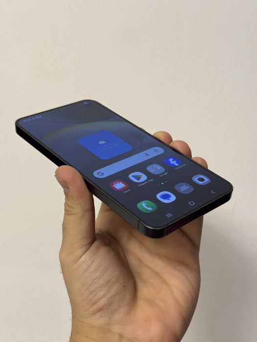 Samsung Galaxy S24, Dual SIM, 8GB RAM, 256GB, 5G, Onyx Black NOU