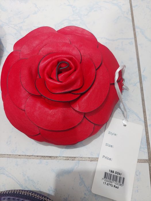 Poseta Charmant of Sweden