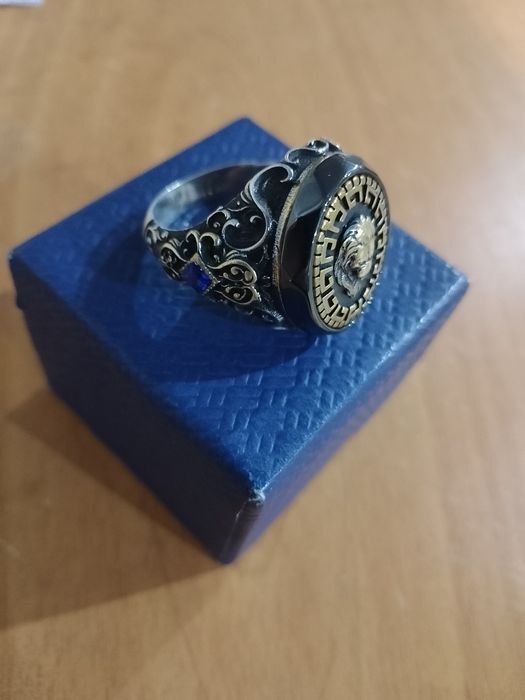 Печатка мужская лев