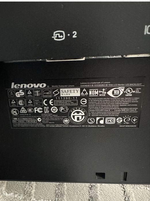 Monitor Lenovo ThinkVision L1952p Wide 19" cu soundbar