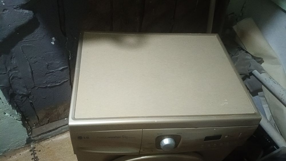 Продам стиральную машинку