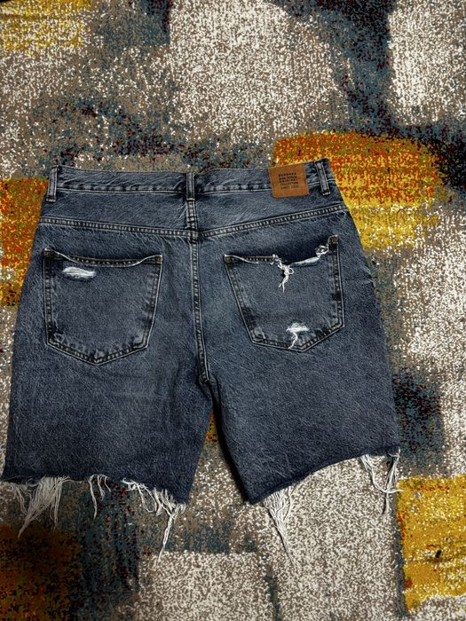 Blugi scurti Bershka